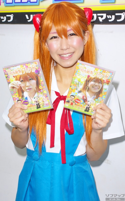 イベントレポート 桜 稲垣早希 ロケみつ ロケ ロケ ロケ 桜 稲垣早希 関西縦断ブログ旅 桜の季節 卒業 Dvd発売記念秋葉原スペシャルイベント ソフマップ Sofmap